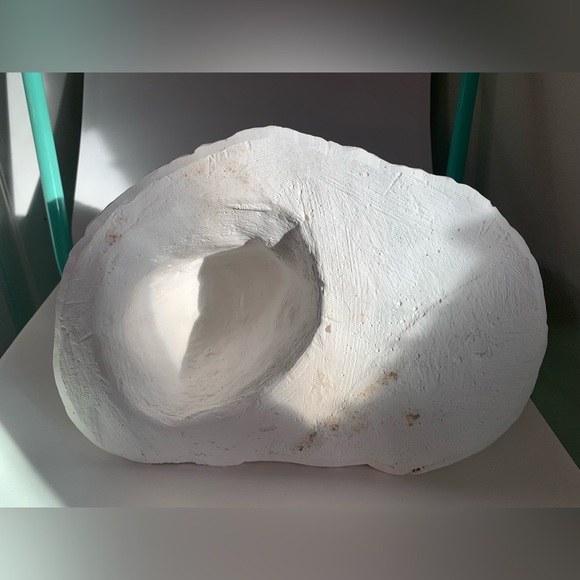 Vintage 1992 Accents Unlimited Bunny & Basket in Clover Unpainted Ceramic - Picture 6 of 8